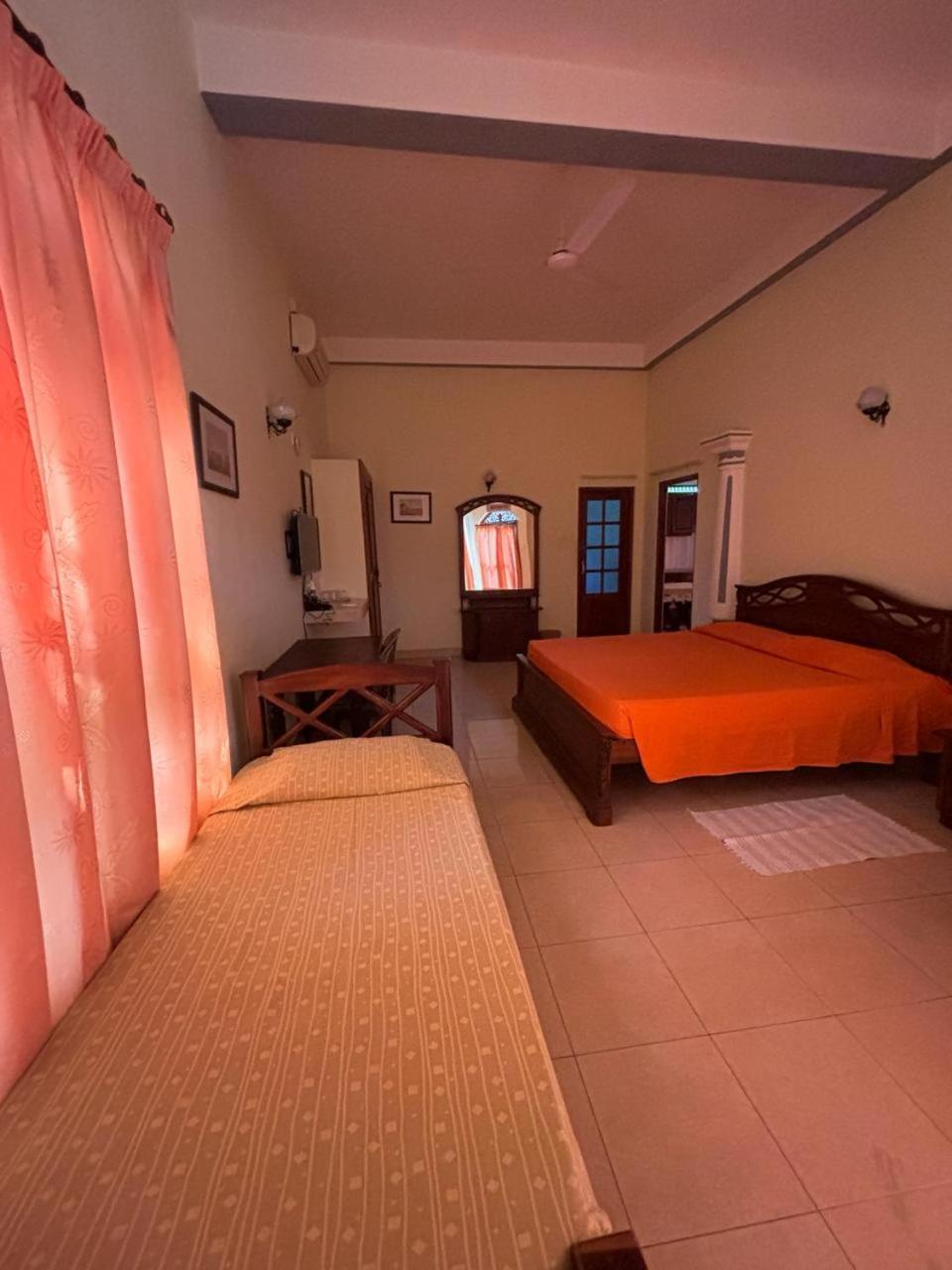 Village Inn Resort Негомбо Номер фото