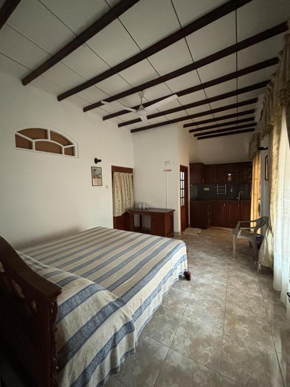 Village Inn Resort Негомбо Номер фото
