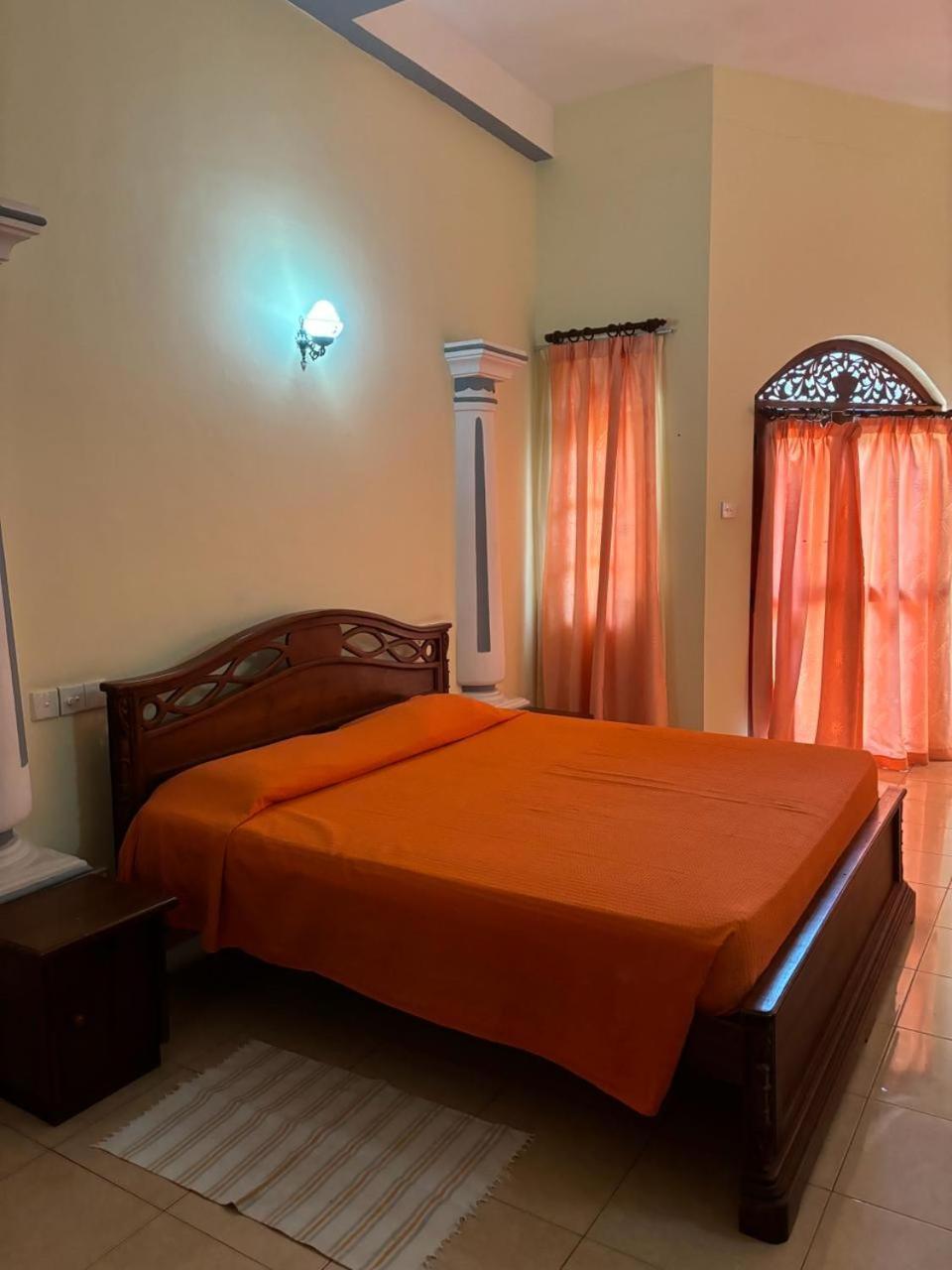 Village Inn Resort Негомбо Екстер'єр фото